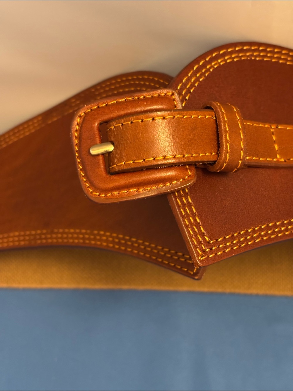 Stylish Linea Pelle brown genuine leather waist belt. Some staining see picture - Picture 12 of 15